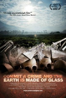 Земля из стекла (2010) постер