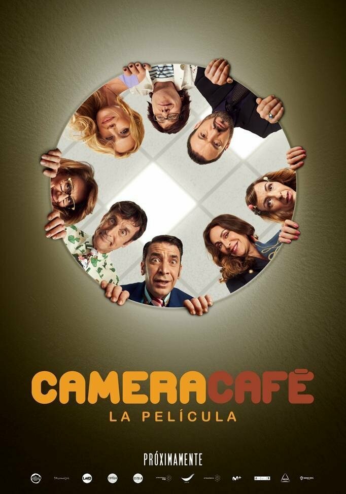 Camera Café, la película (2022) постер
